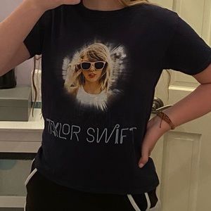 TAYLOR SWIFT 1989 TOUR SHIRT